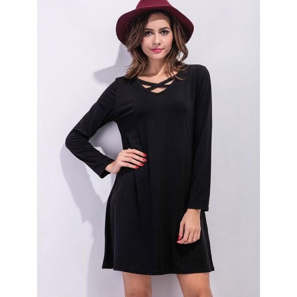 ✨Black Lattice Front Shift Dress✨ - Picture 2 of 5